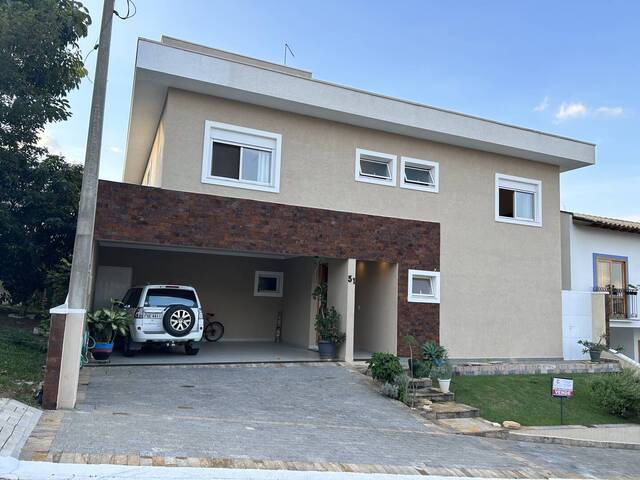 #102 - Casa em condomínio para Venda em Taubaté - SP